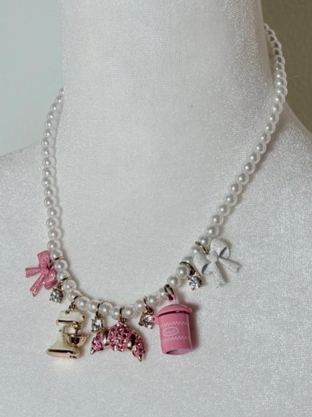 Betsey Johnson pink pearl baby cakes charm necklace